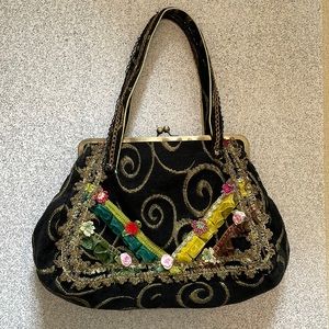 Cute Vintage Carpet Bag with Embroidery